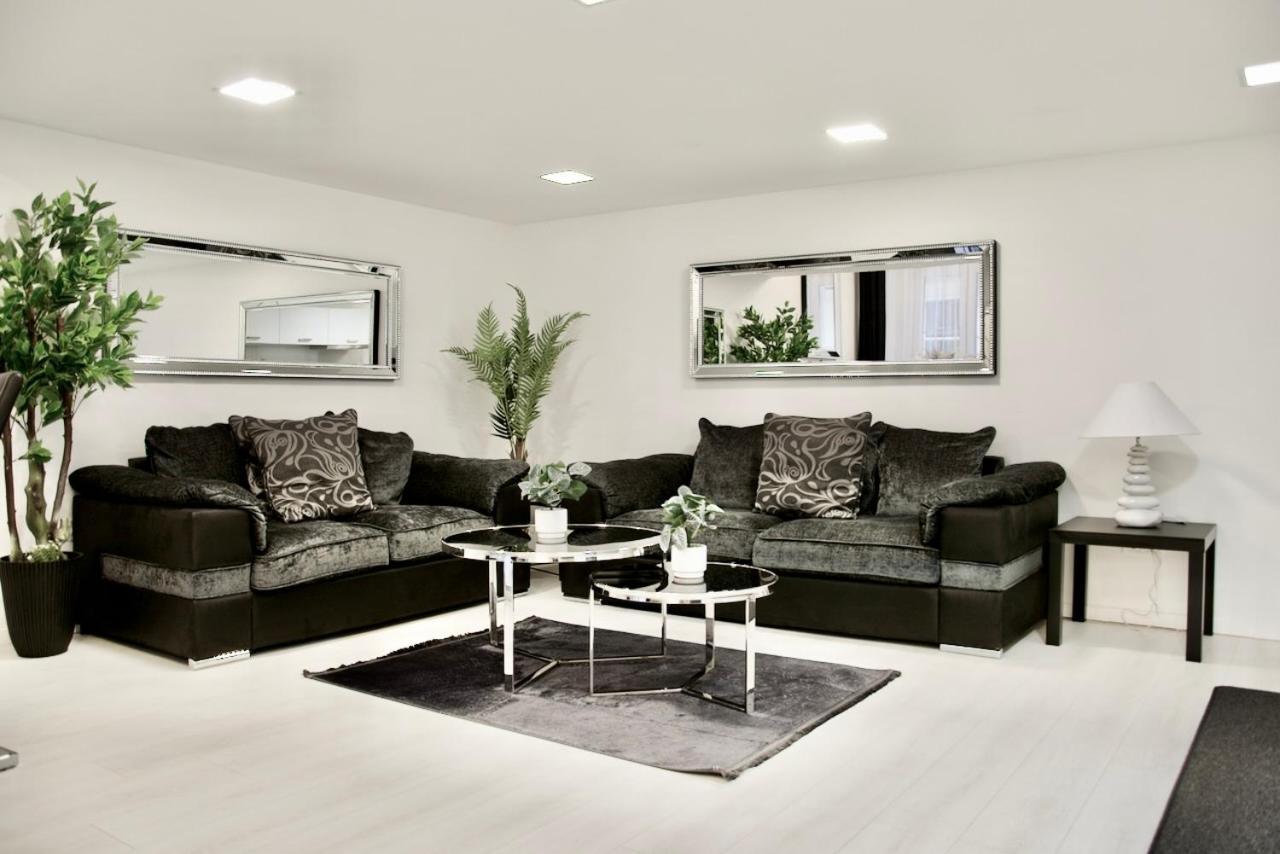 Premium By Hi5- Close To Parliament Boedapest